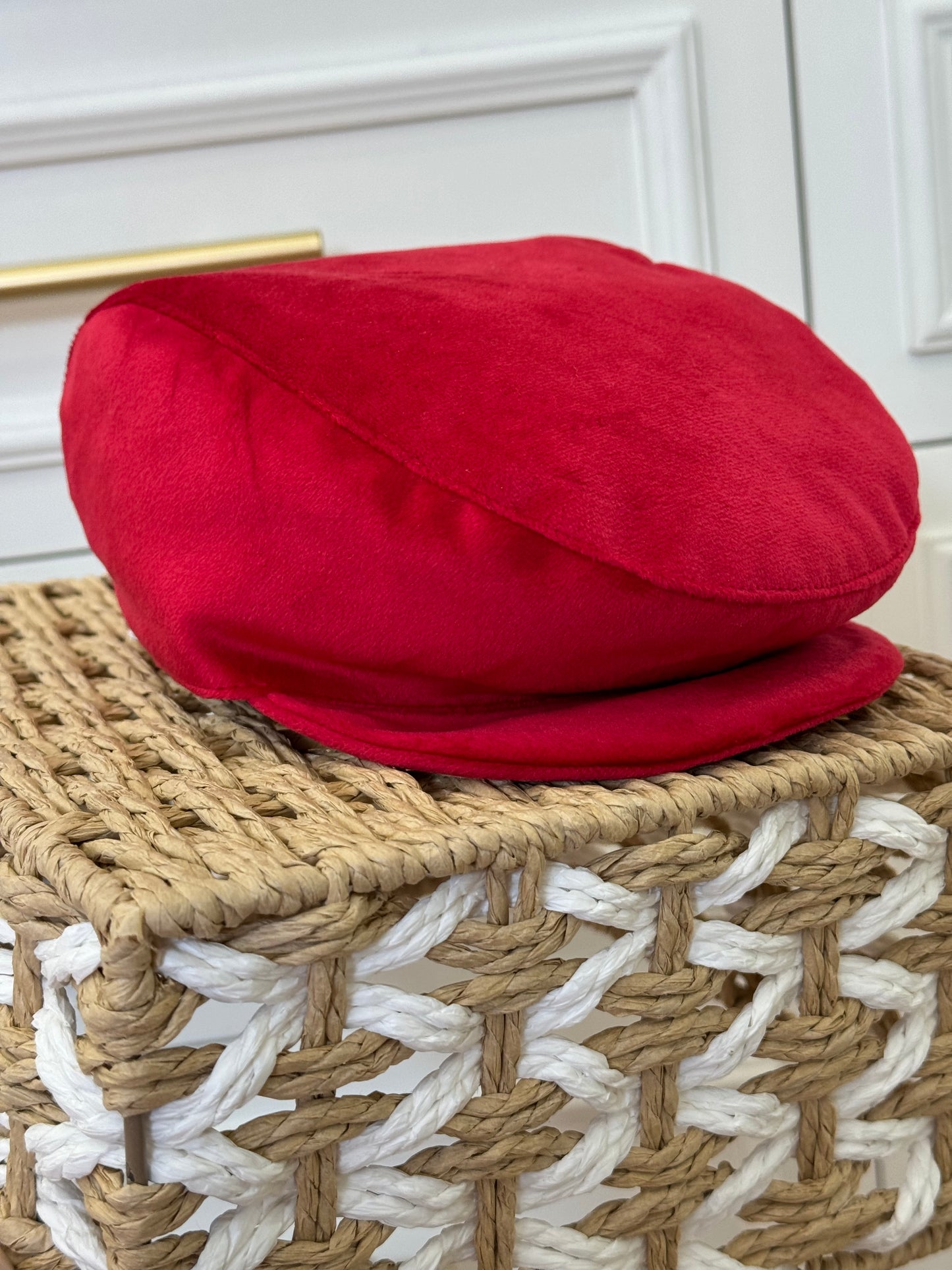 Coppola in velluto rosso