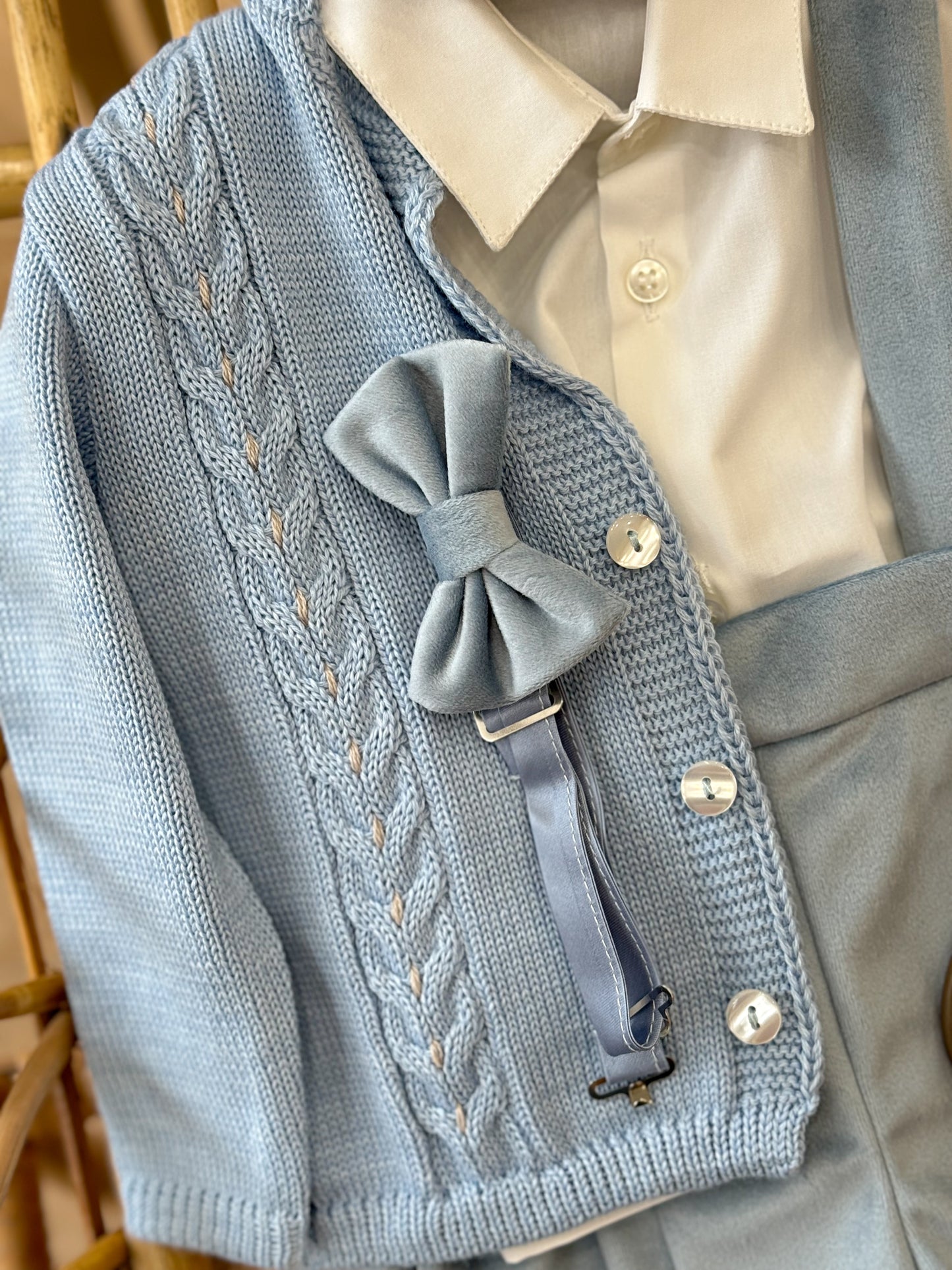 Cardigan ometto treccia cielo