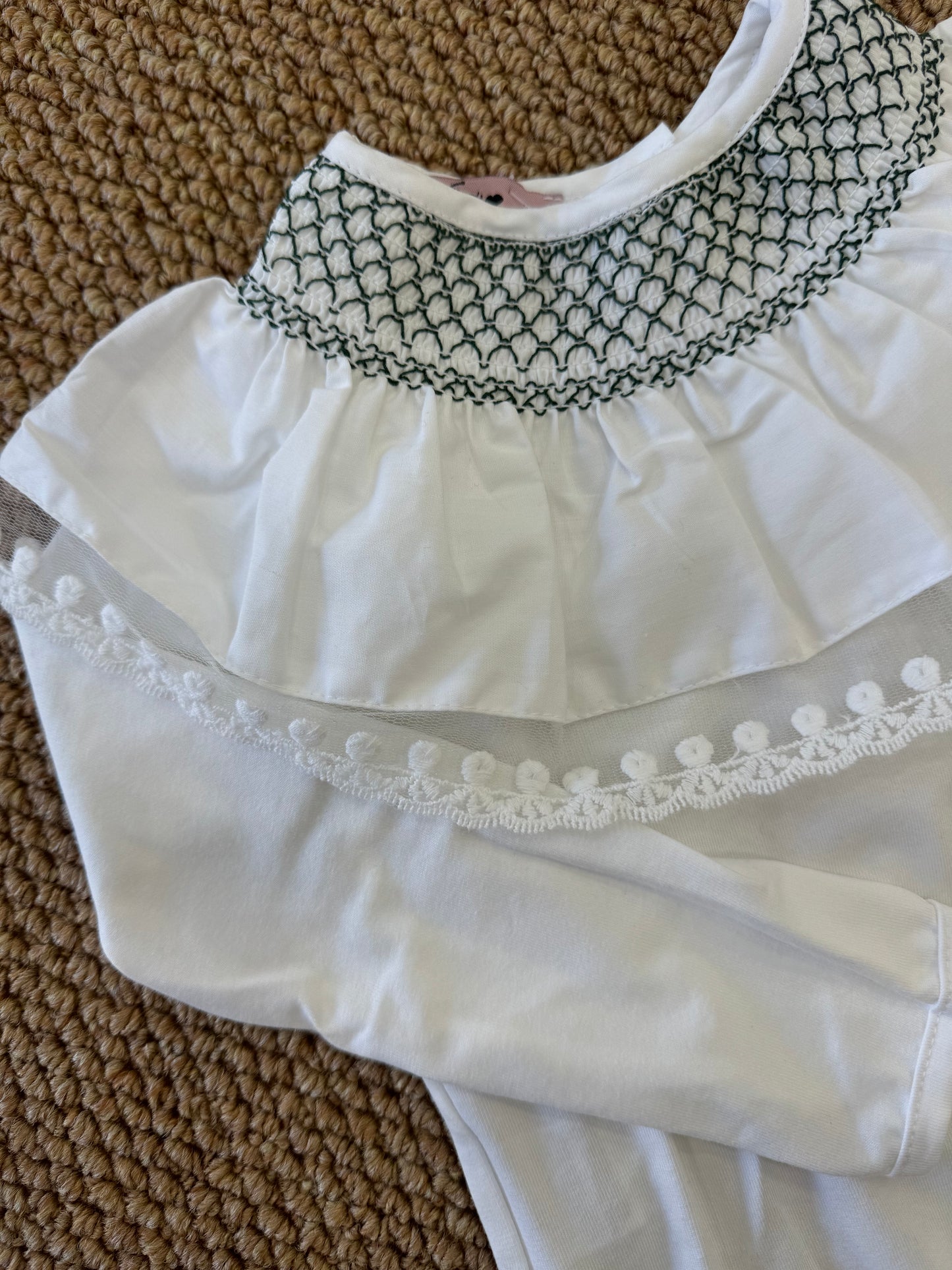 Maglia gran collo pizzo e ricamo