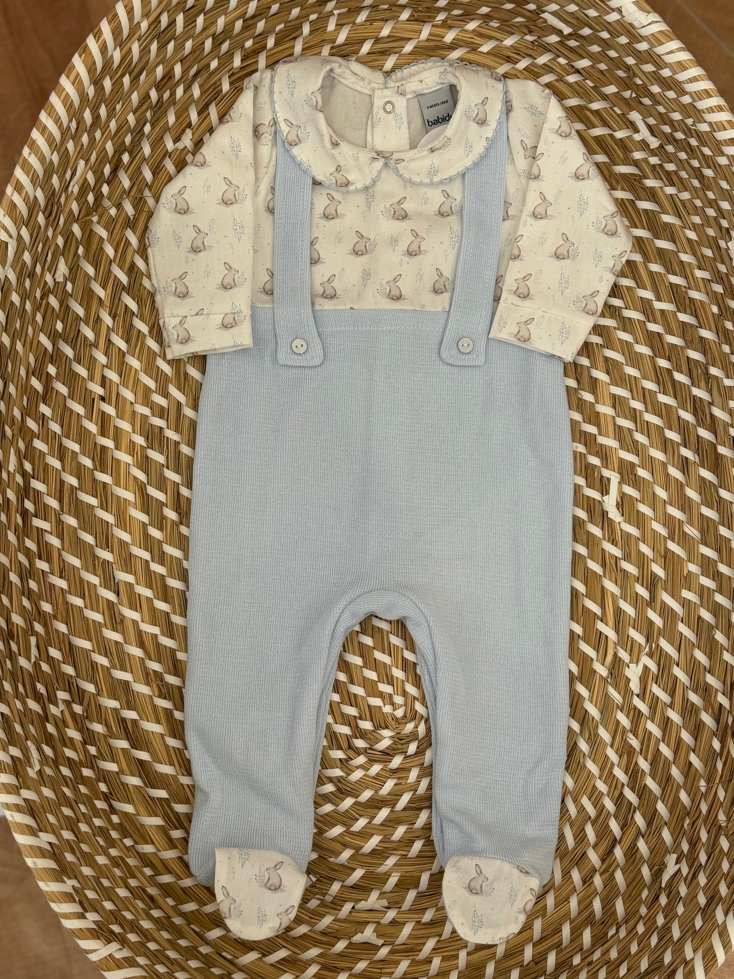 Tutina bunny cielo