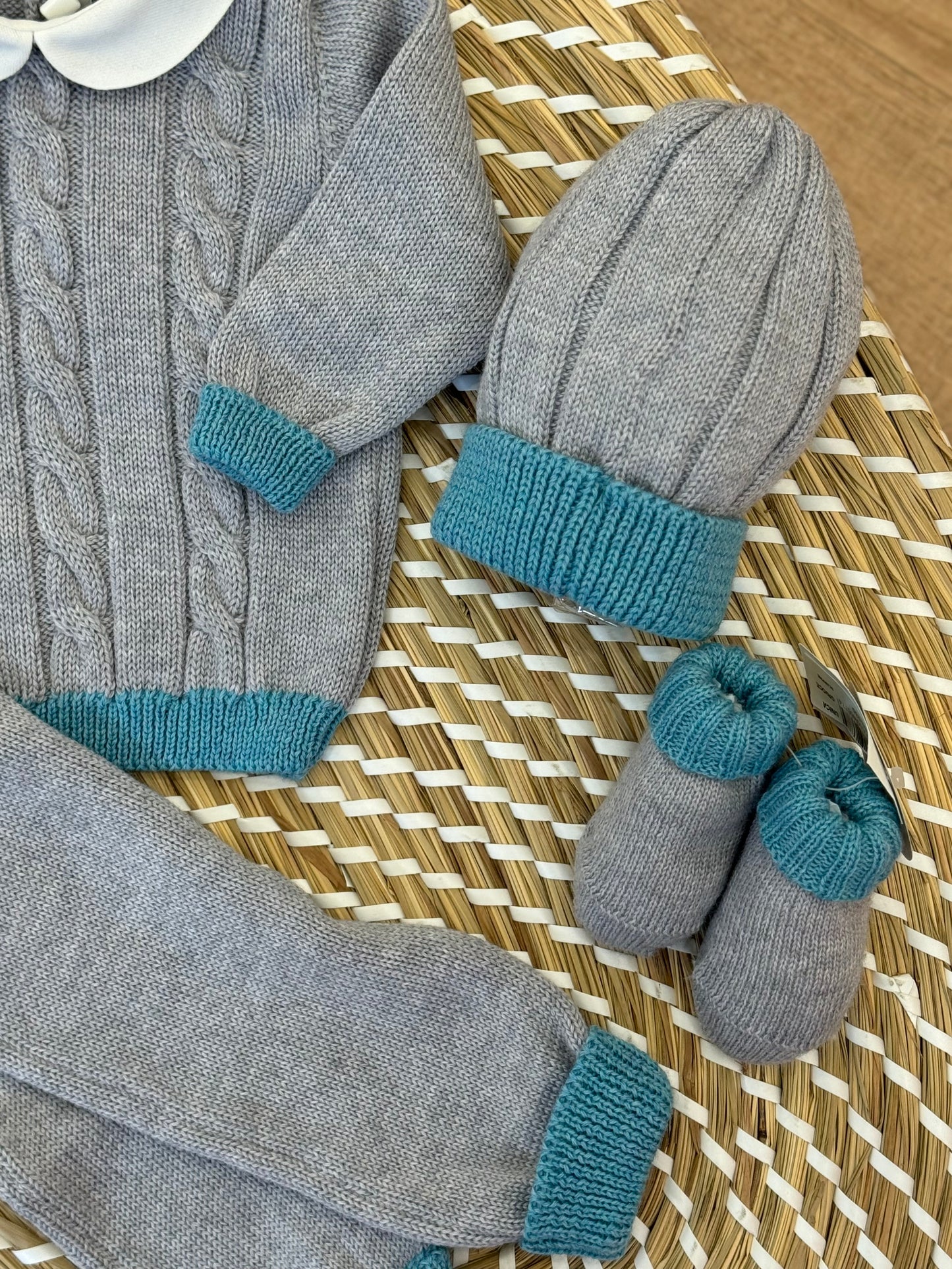 Set uscita clinica 0/3 mesi 100% lana merino
