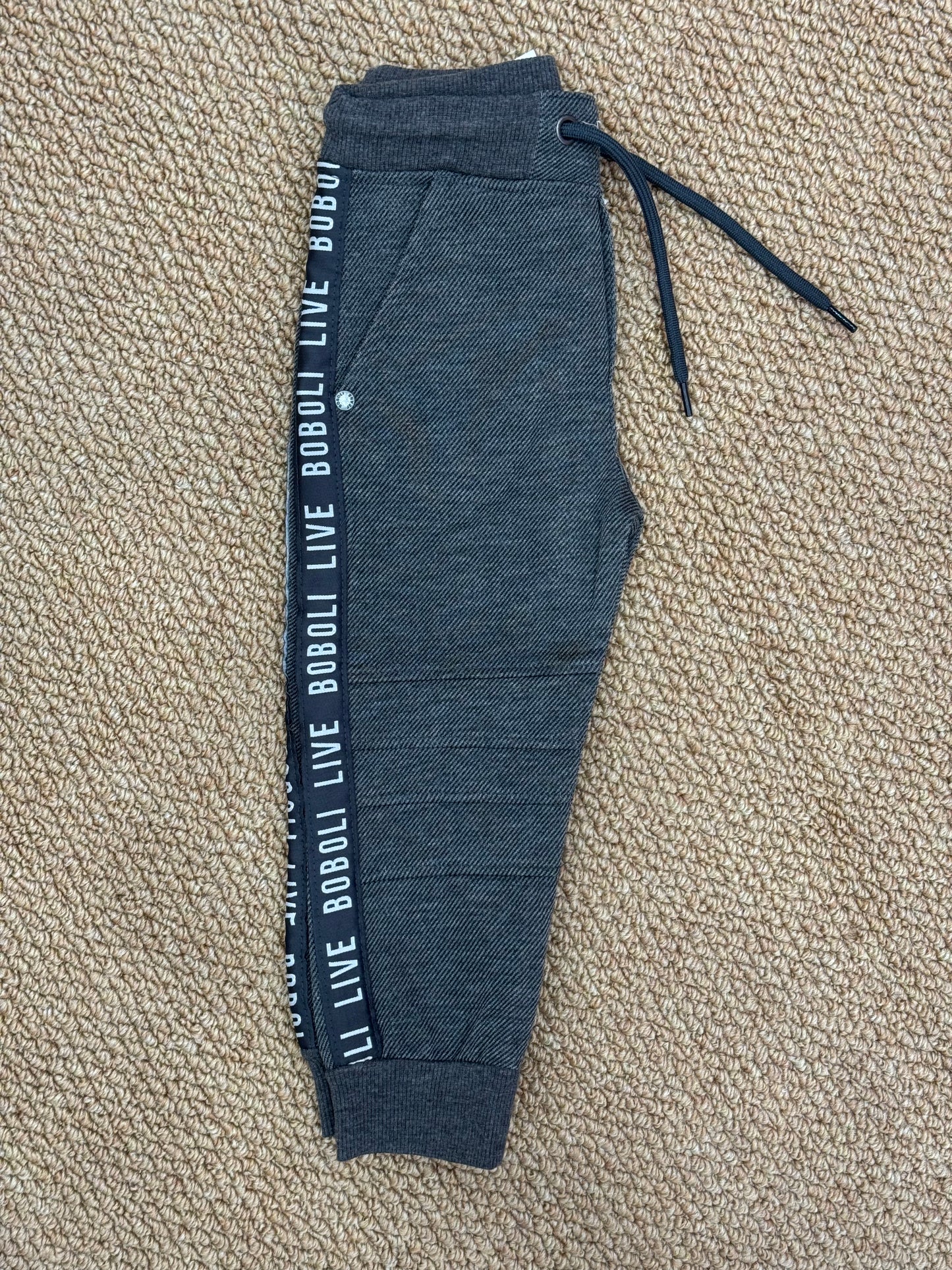 Pantaloni sport