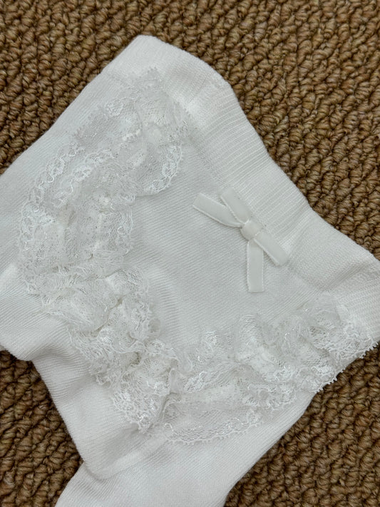 Calzamaglia con pizzo