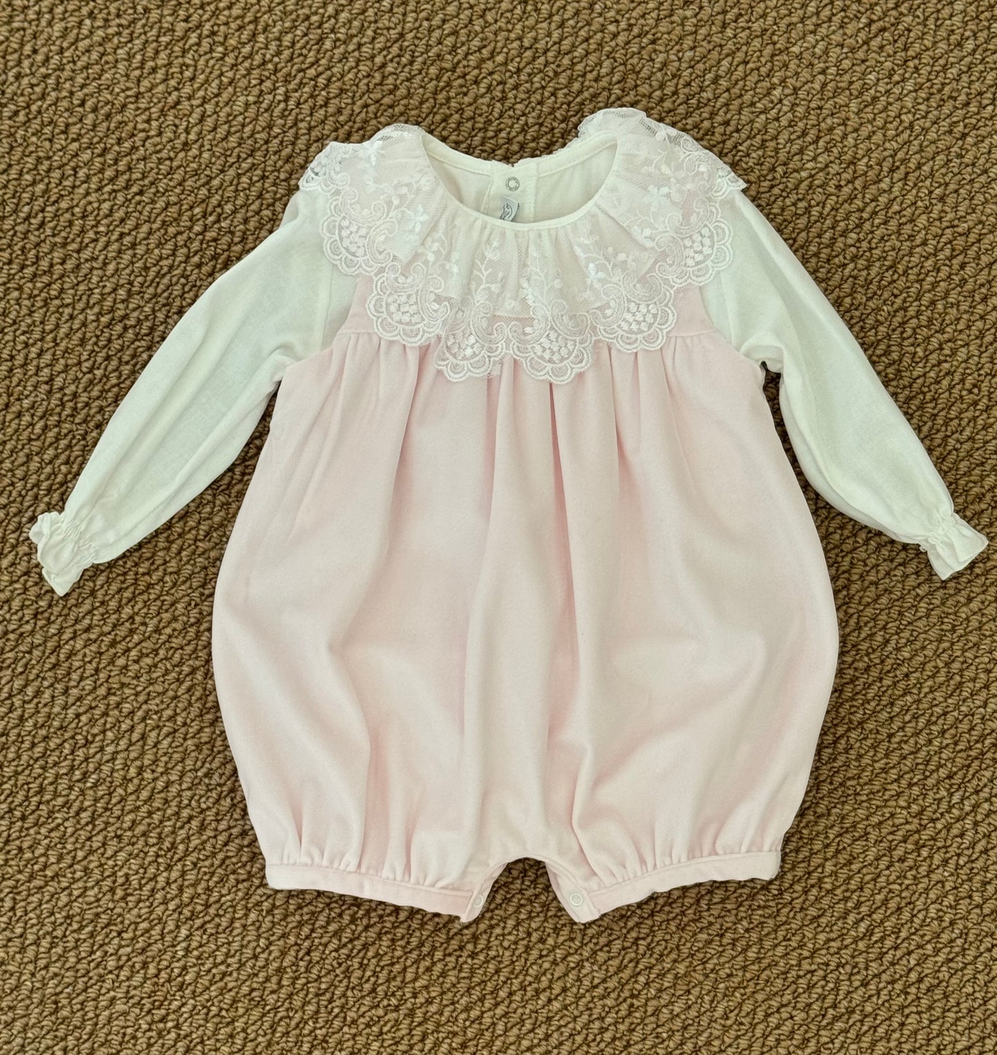 Pagliaccetto con camicia
