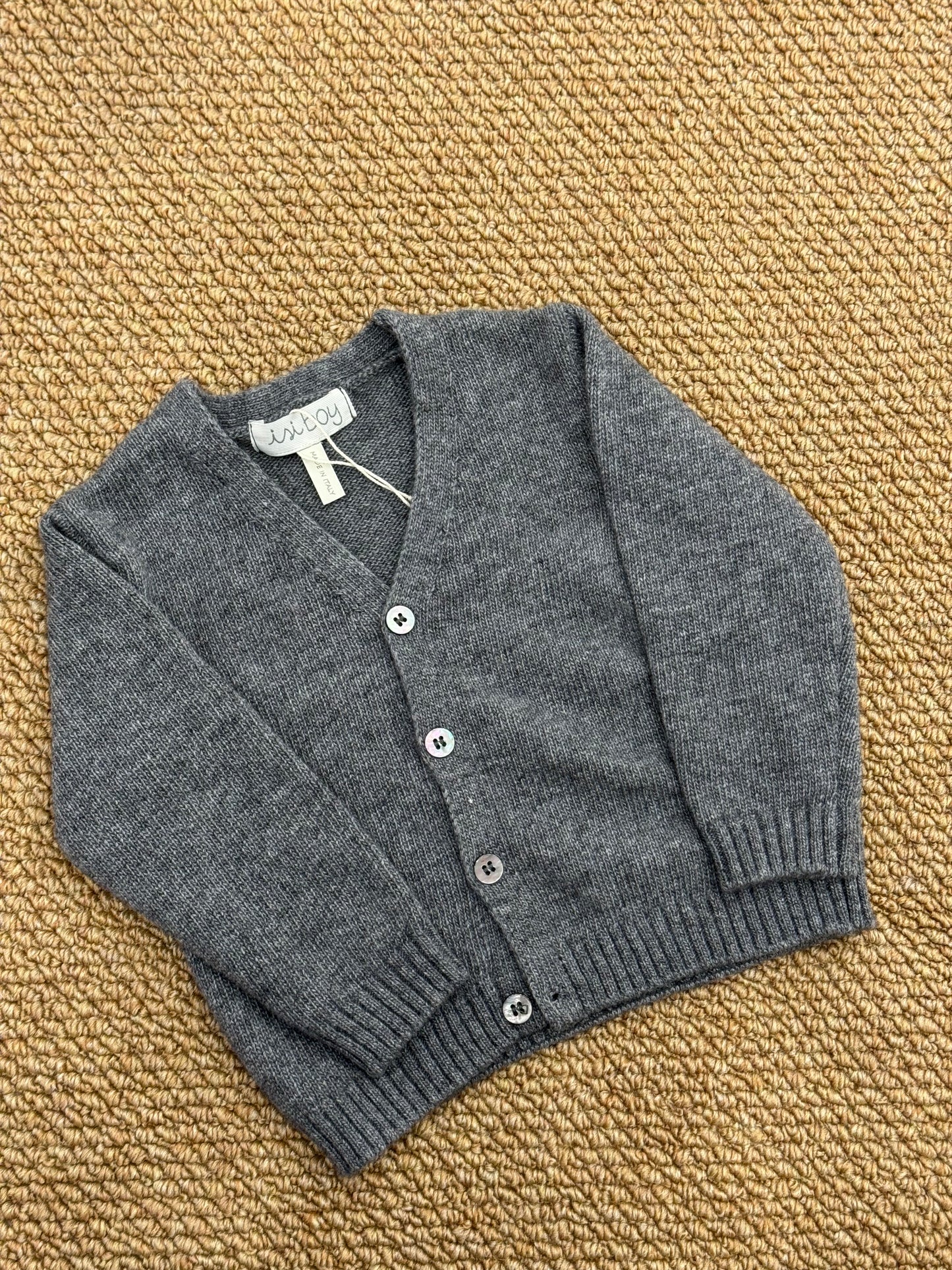 Cardigan grey