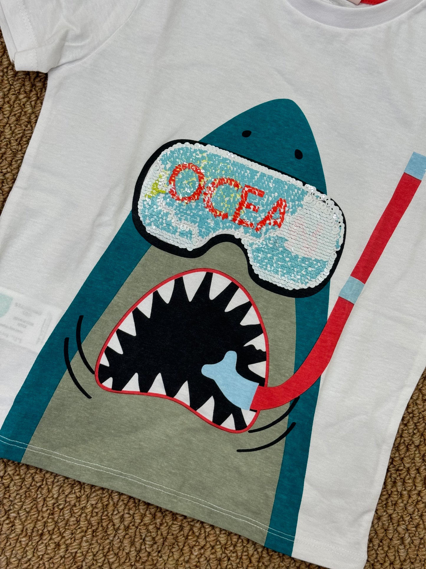 T-shirt ocean
