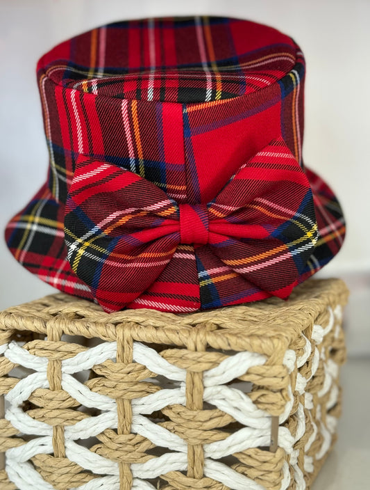 Cappello tartan con fiocco