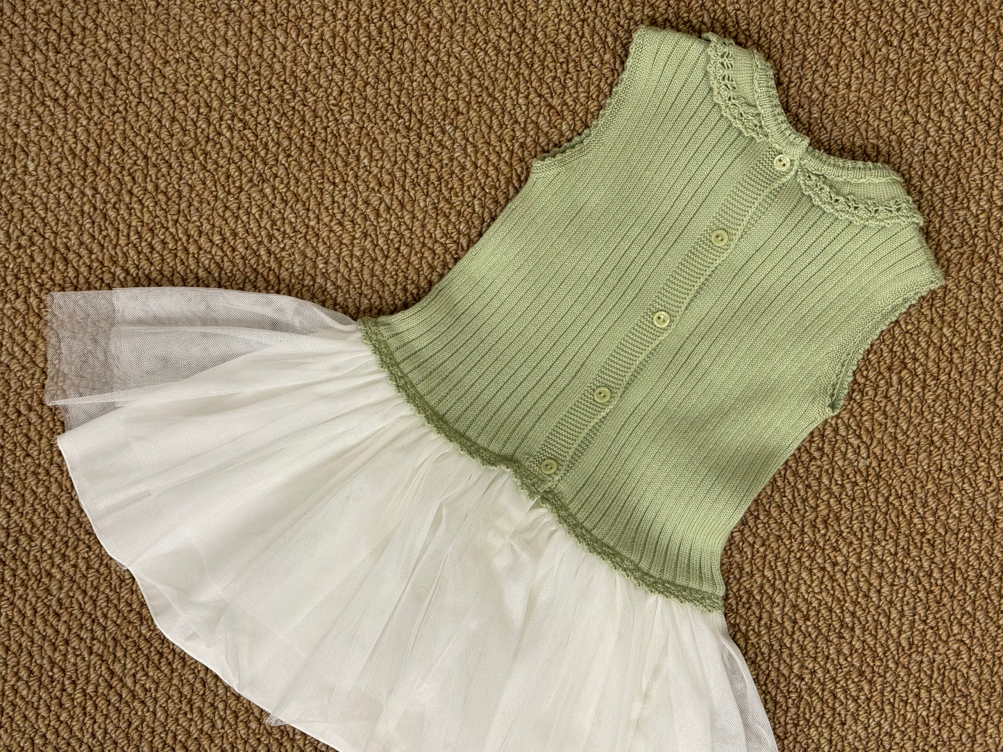 Abito in filo e pizzo chic e fashion