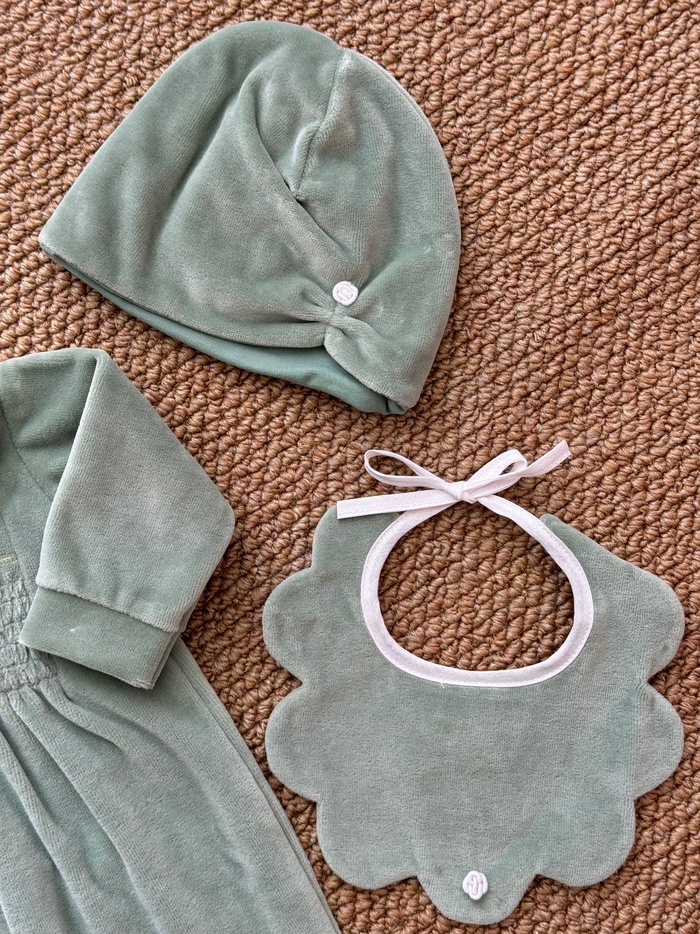 Tutina più set verde velvet