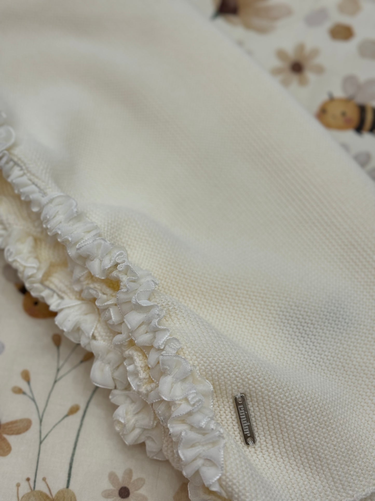 Coperta crema