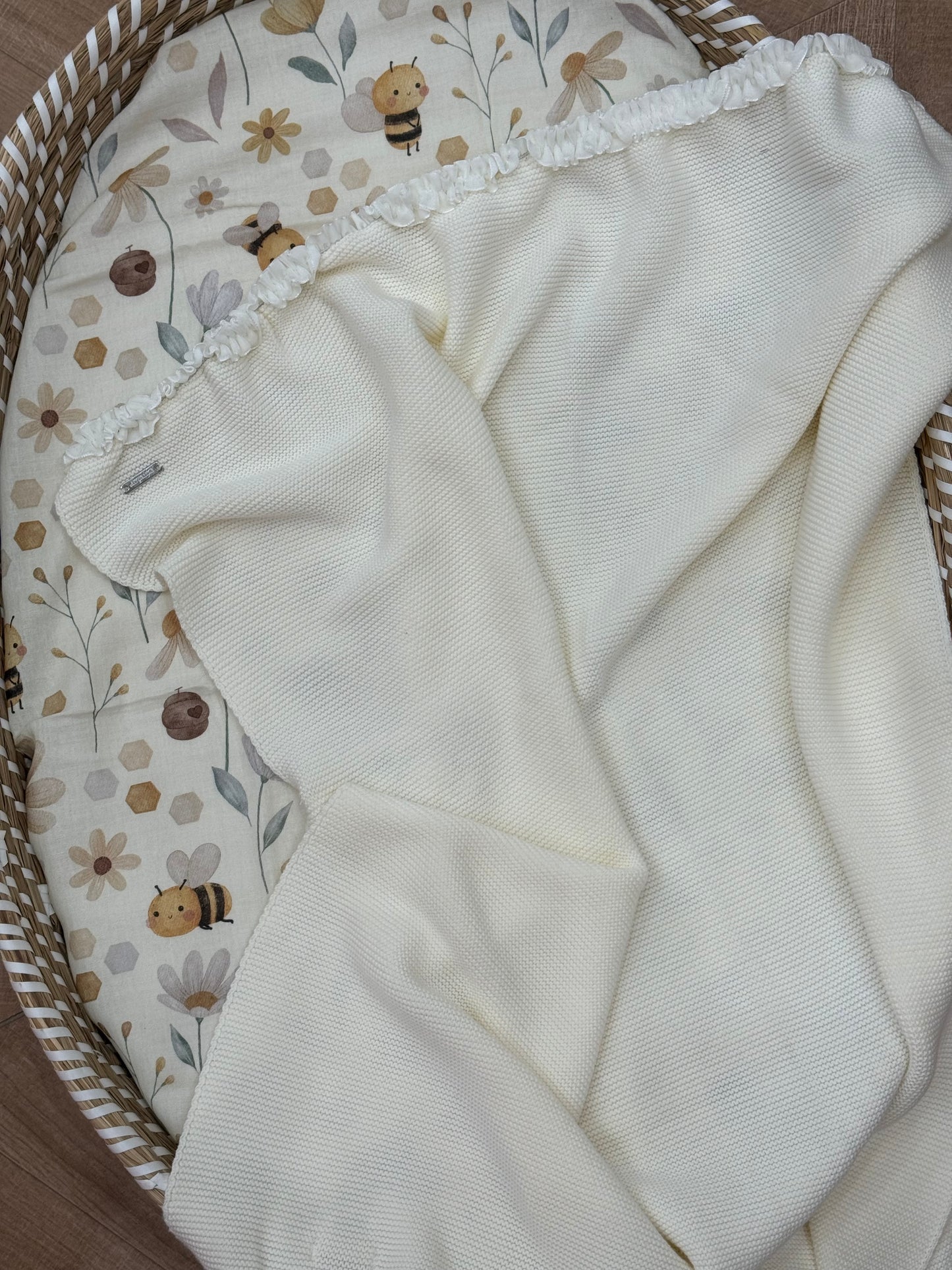 Coperta crema