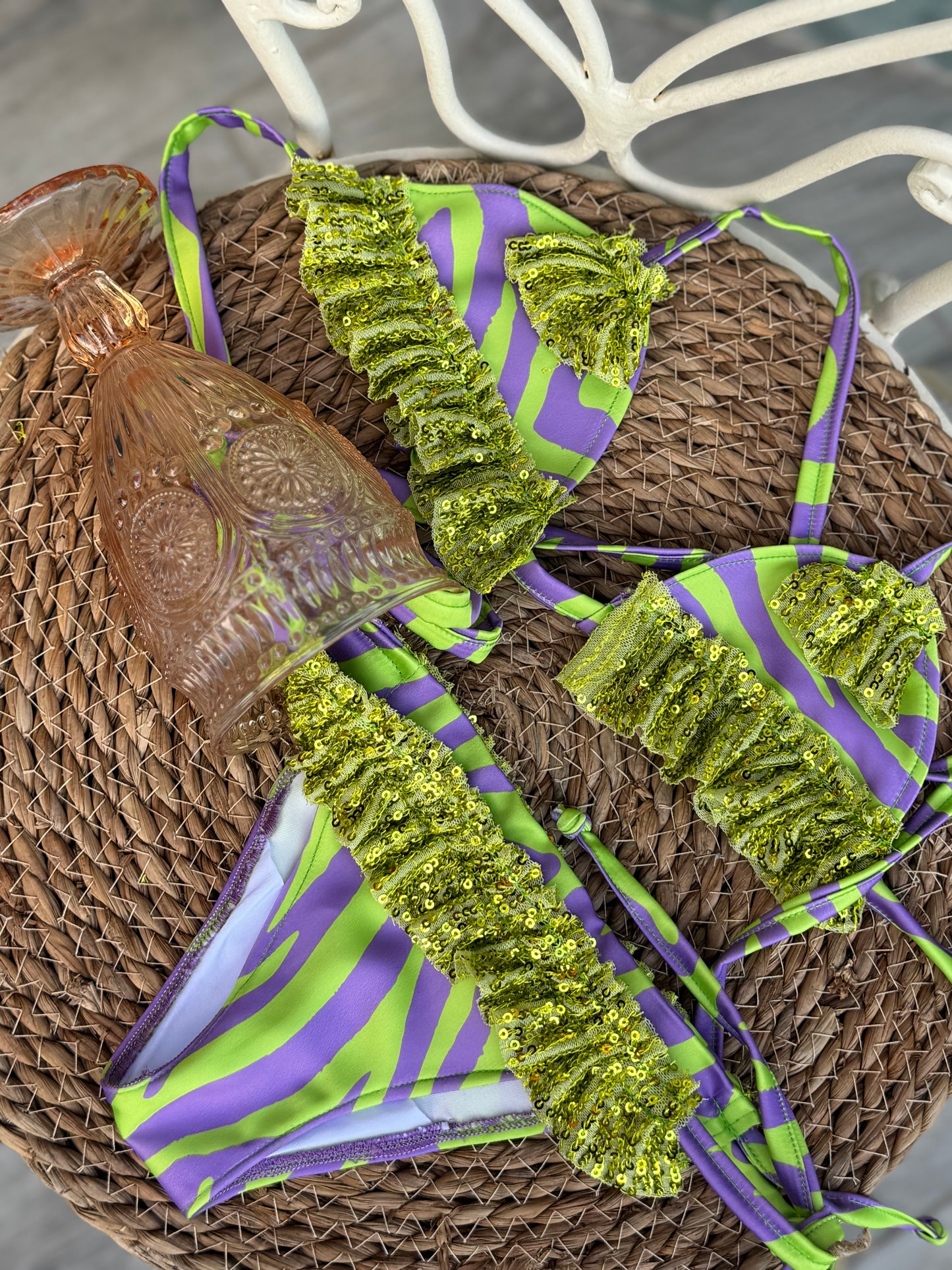 Costume Bikini Matirial Girl Con Pareo