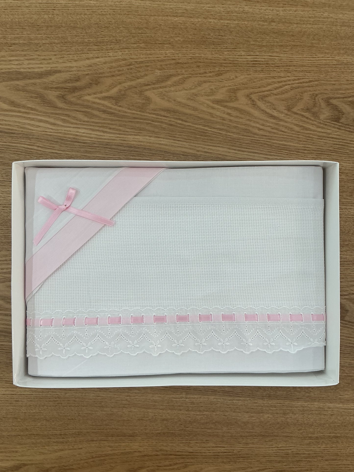 Set lenzuola tela Aida pizzo rosa