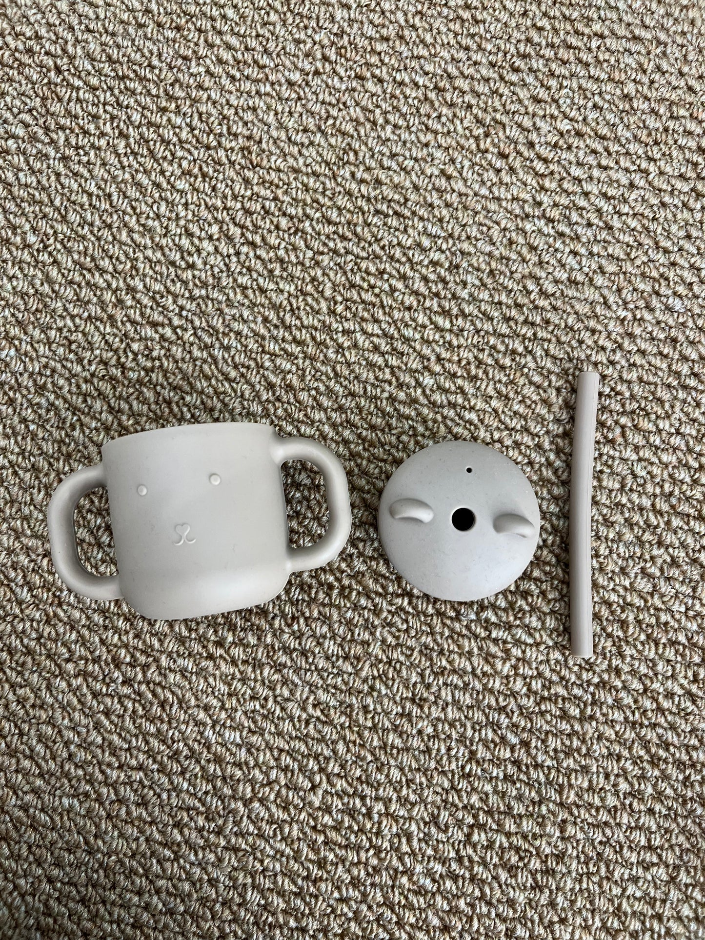 Tazza Silicone con Manici e Cannuccia
