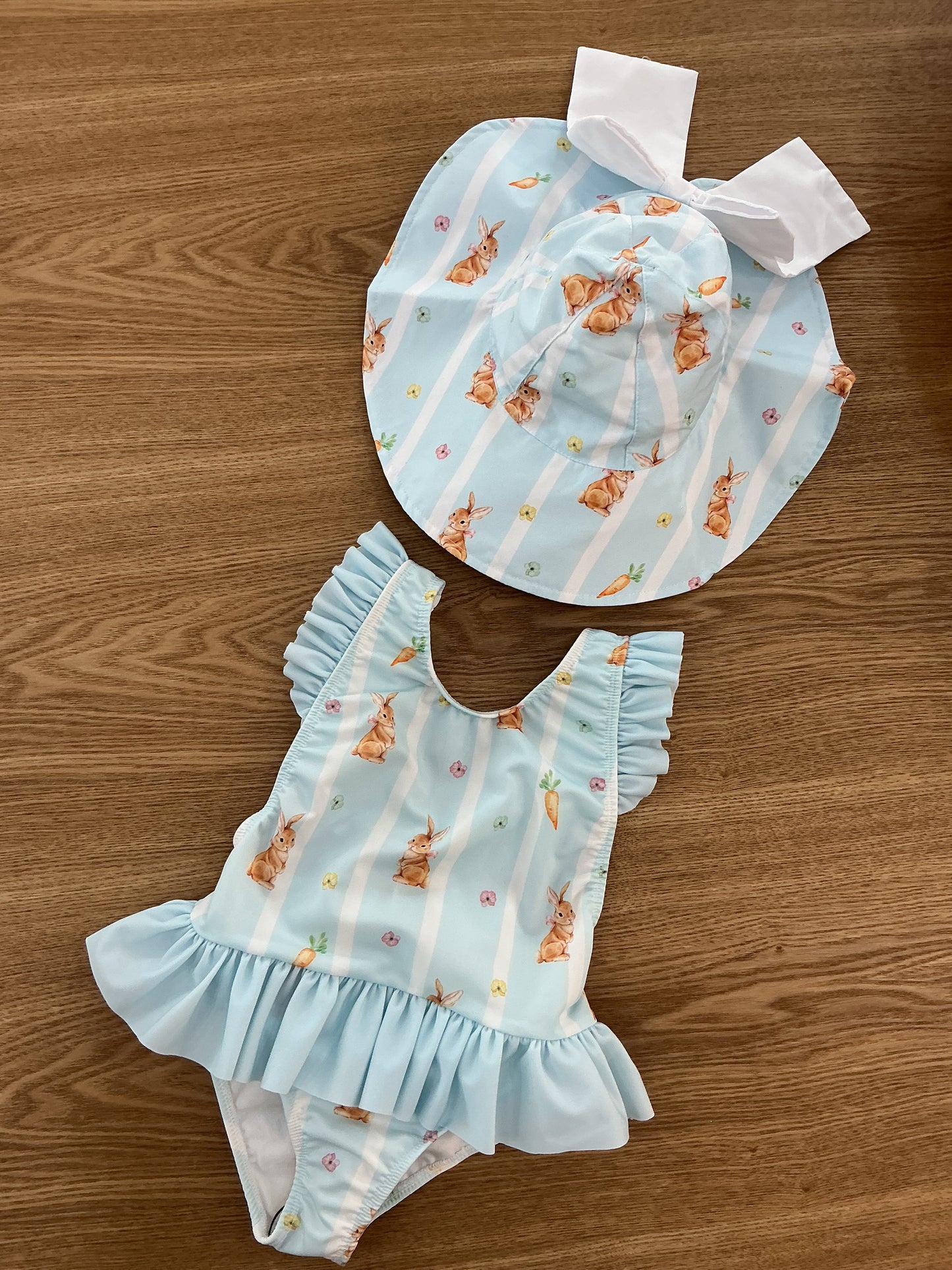 Costume intero blu rabbit