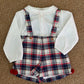 Salopette con camicia ponpon