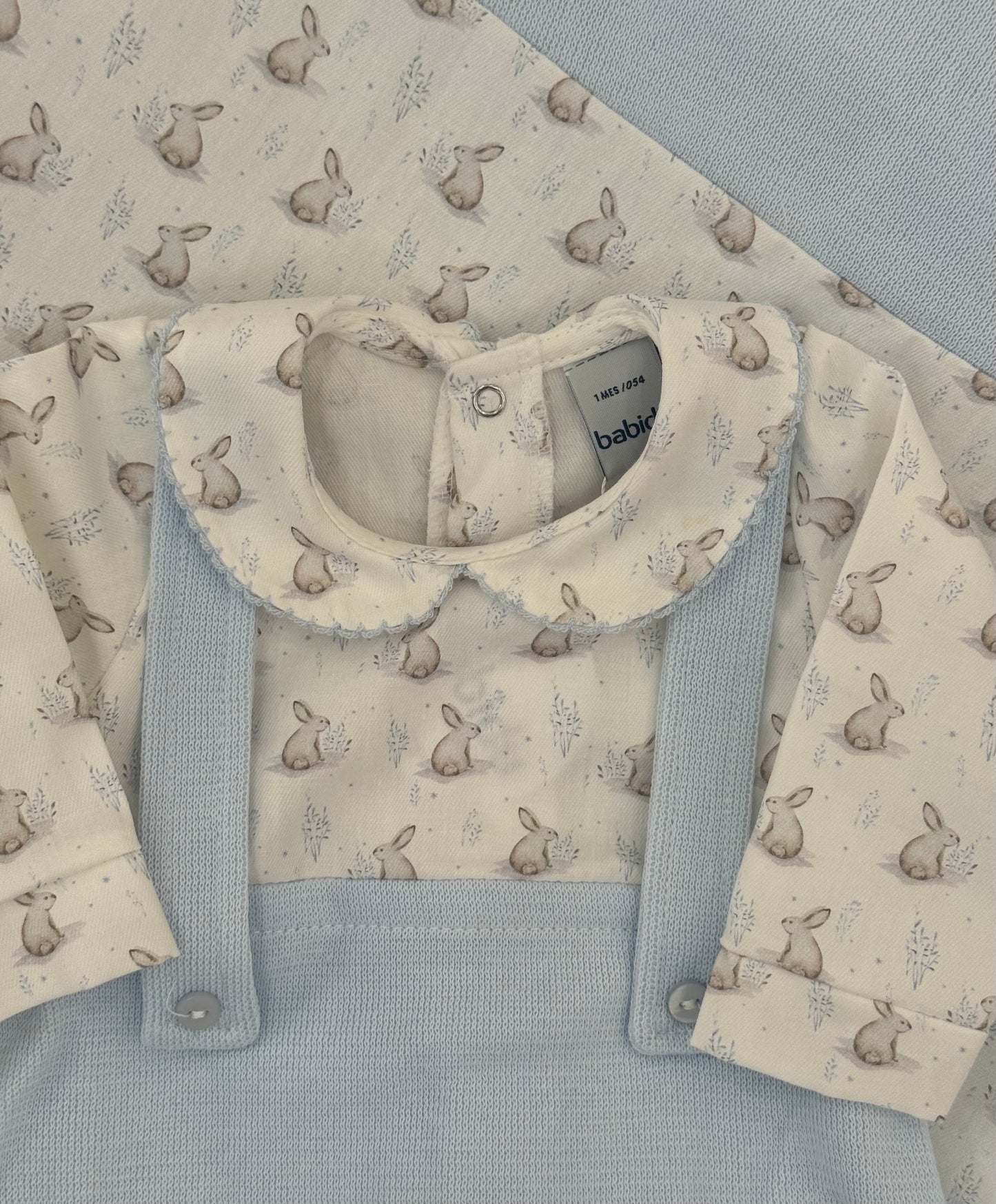 Tutina bunny cielo