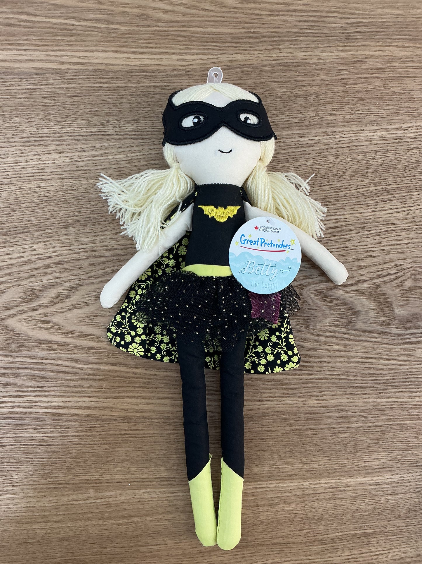 Bambola Betty supereroina