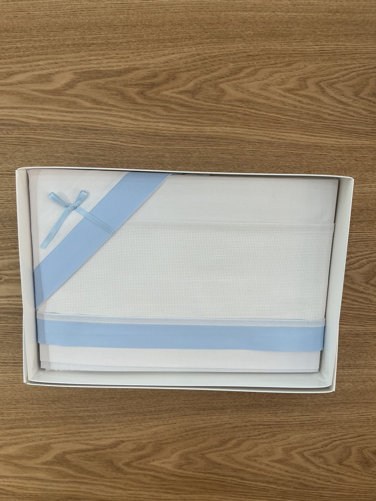 Set lenzuola culla tela Aida celeste 51329