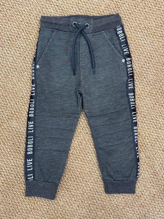 Pantaloni sport