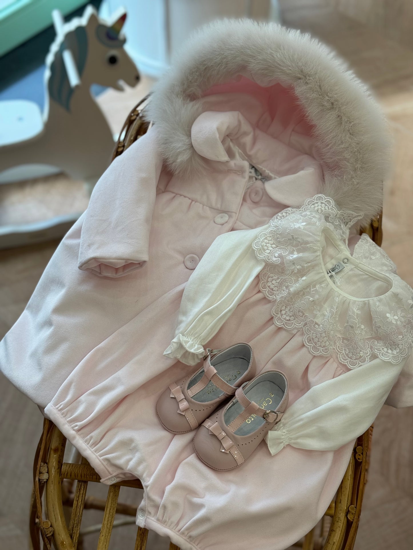 Pagliaccetto con camicia
