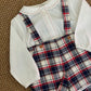 Salopette con camicia ponpon