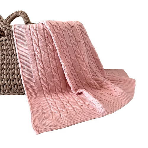 Copertina Neonato in Pura Lana Merinos a Trecce – Modello "Cuddle"